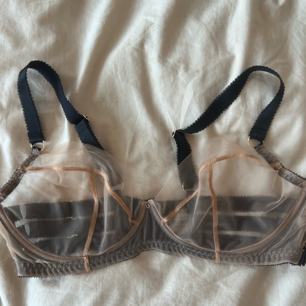 Edge o’ beyond Marionette demi size 7